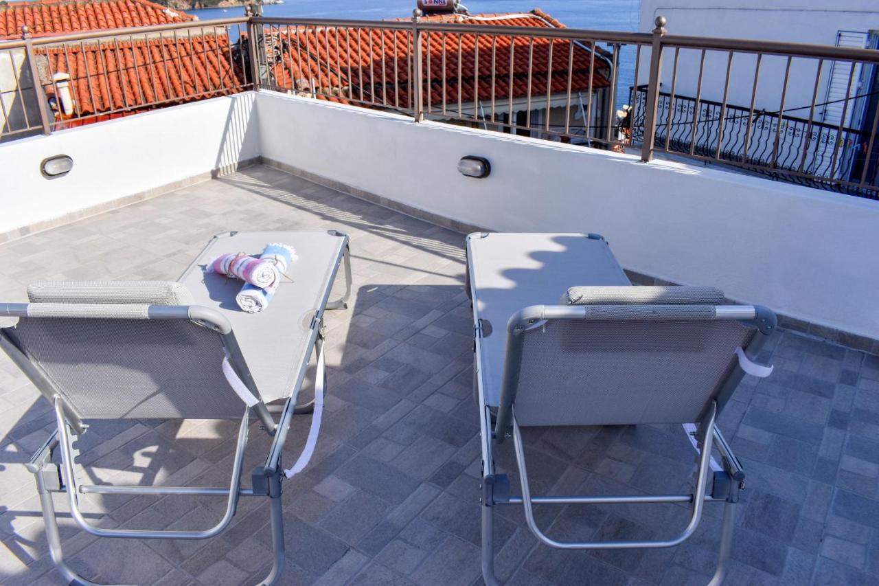 La Maison Plakes Rooftop Apt Skiathos Exterior photo